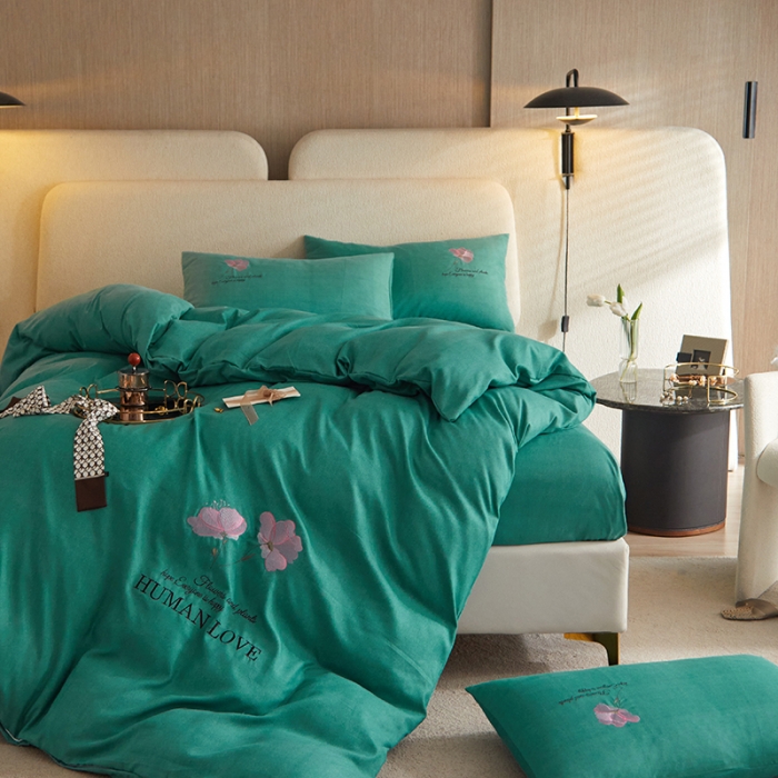 91家纺网 家纺一手货源 找家纺 凡客 2021秋冬新款雅棉刺绣四件套-花颜 花颜-绿