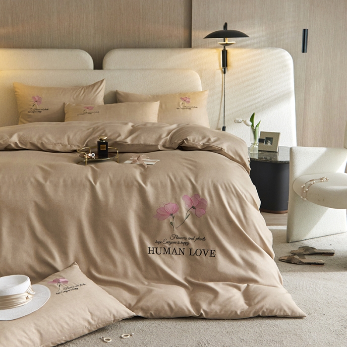 91家纺网 家纺一手货源 找家纺 凡客 2021秋冬新款雅棉刺绣四件套-花颜 花颜-浅驼