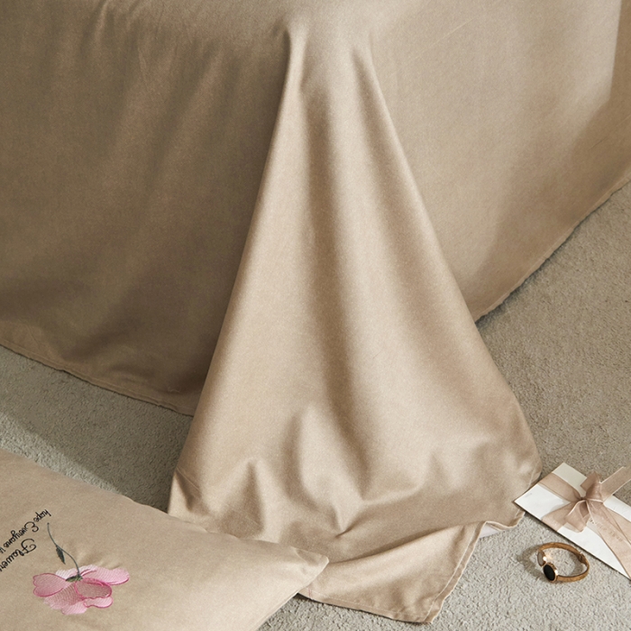 91家纺网 家纺一手货源 找家纺 凡客 2021秋冬新款雅棉刺绣四件套-花颜 花颜-浅驼