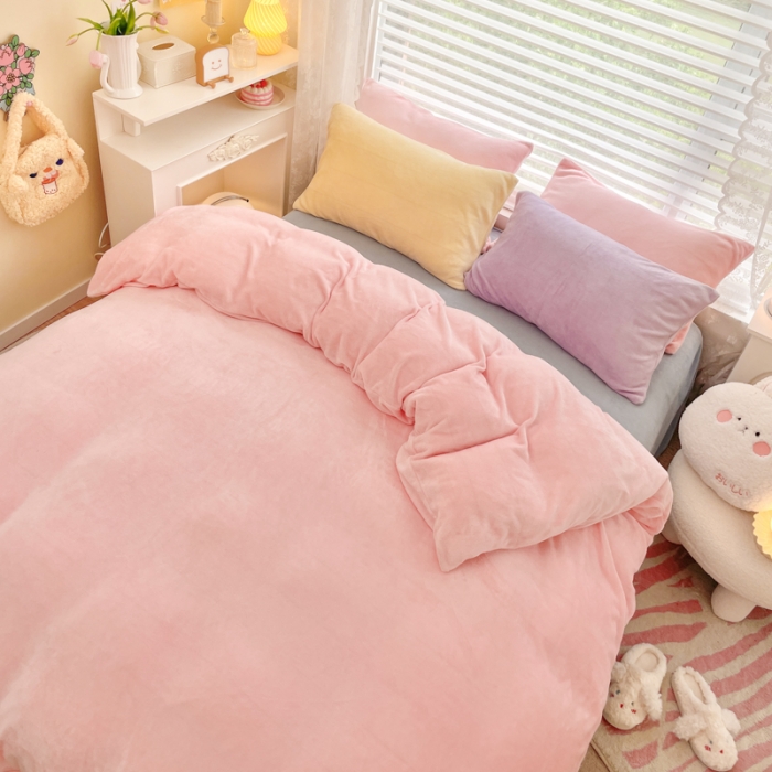 91家纺网 家纺一手货源 找家纺 （总）慕尚 2022新款纯色搭色奶油席牛奶绒四件套