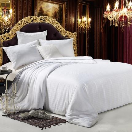 91家纺网 家纺一手货源 找家纺 （总）香夫 2021新款40S贡缎一线格纯蚕丝被