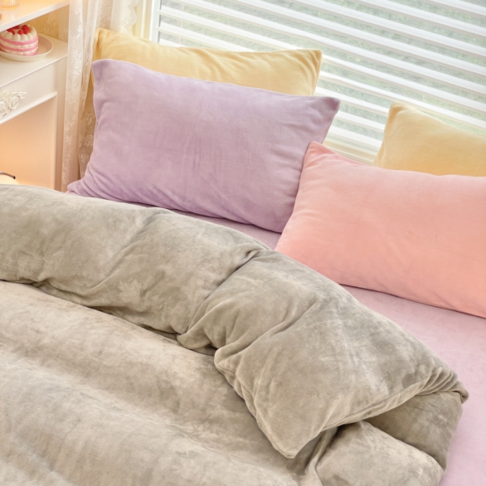 91家纺网 家纺一手货源 找家纺 慕尚 2022新款纯色搭色奶油席牛奶绒四件套 少女-灰