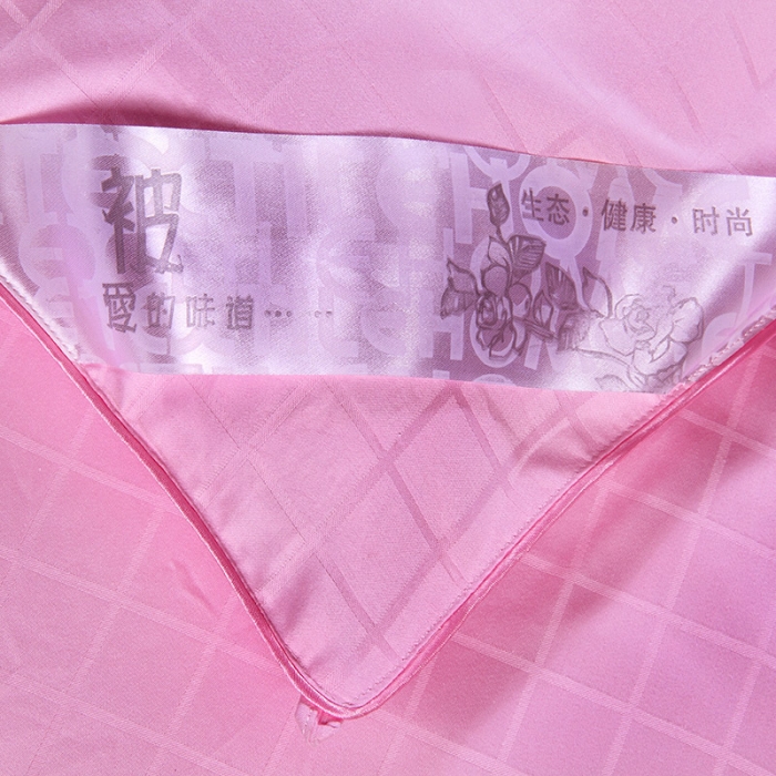 91家纺网 家纺一手货源 找家纺 香夫 2021新款40S贡缎一线格纯蚕丝被 一线格-粉色