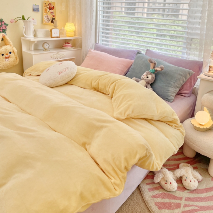 91家纺网 家纺一手货源 找家纺 慕尚 2022新款纯色搭色奶油席牛奶绒四件套 少女-暖黄