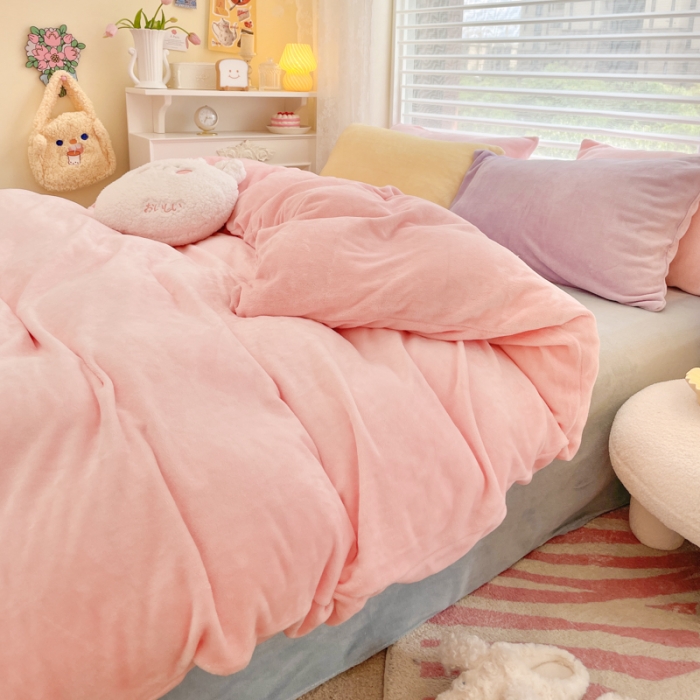 91家纺网 家纺一手货源 找家纺 慕尚 2022新款纯色搭色奶油席牛奶绒四件套 少女-粉