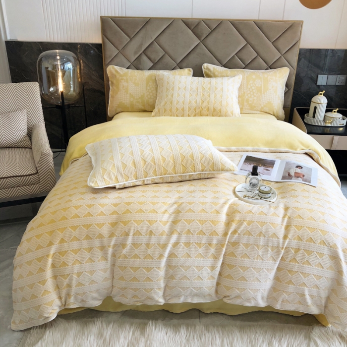 91家纺网 家纺一手货源 找家纺 （总）慕尚 2022新款雕花绒立体牛奶绒轻奢系列四件套