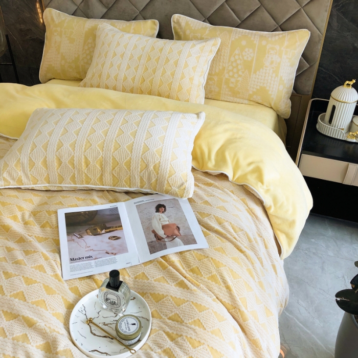 91家纺网 家纺一手货源 找家纺 （总）慕尚 2022新款雕花绒立体牛奶绒轻奢系列四件套