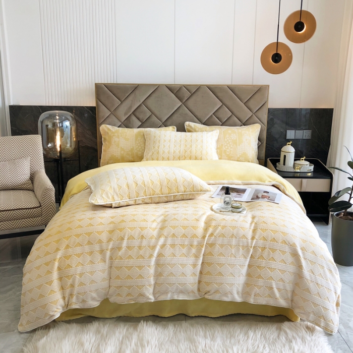 91家纺网 家纺一手货源 找家纺 （总）慕尚 2022新款雕花绒立体牛奶绒轻奢系列四件套