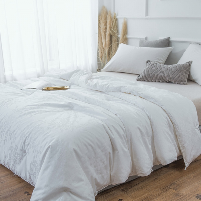 91家纺网 家纺一手货源 找家纺 香夫 2021新款60S芙瑞桑纯蚕丝被 白色