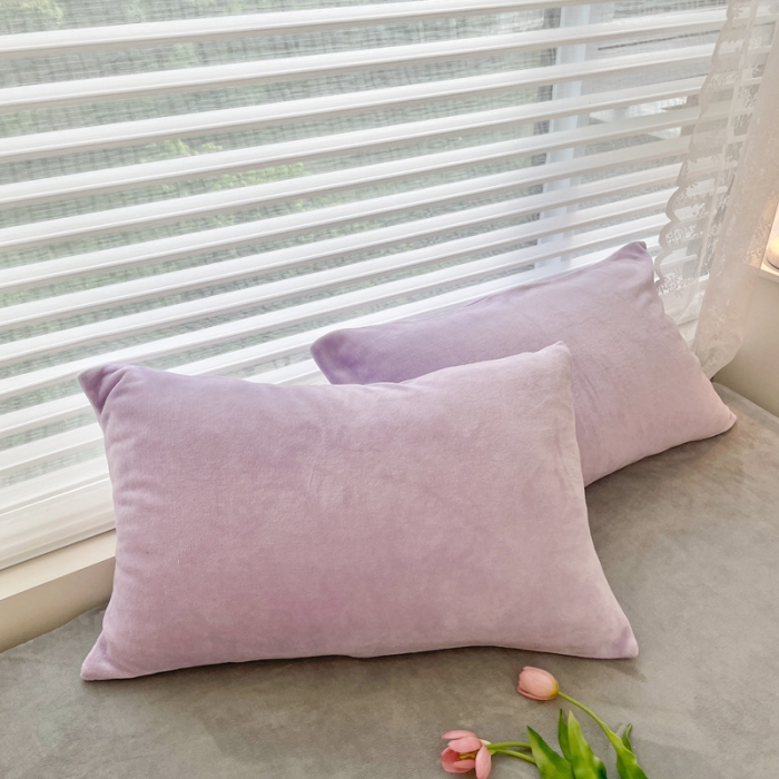91家纺网 家纺一手货源 找家纺 慕尚2022新款纯色搭色奶油席牛奶绒枕套48*74cm 浅紫