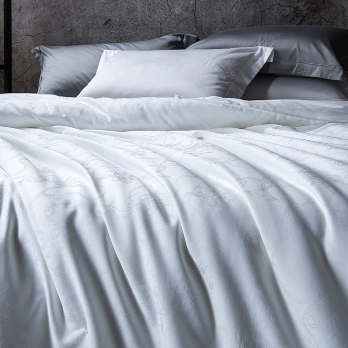 91家纺网 家纺一手货源 找家纺 香夫 2021新款60S全棉提花爱马仕纯蚕丝被 白色