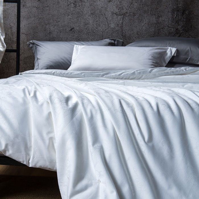 91家纺网 家纺一手货源 找家纺 香夫 2021新款60S全棉提花爱马仕纯蚕丝被 白色