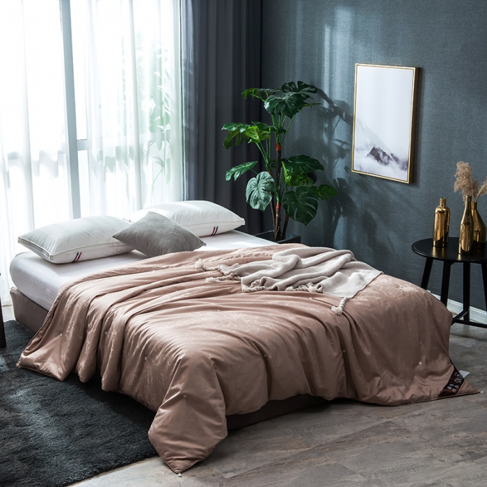 91家纺网 家纺一手货源 找家纺 香夫 2021新款60S全棉提花爱马仕纯蚕丝被 卡其色