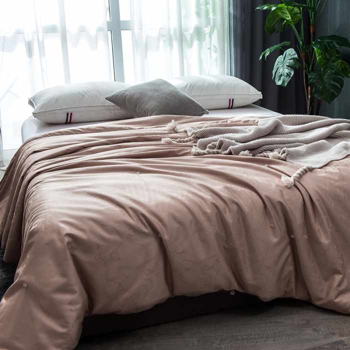 91家纺网 家纺一手货源 找家纺 香夫 2021新款60S全棉提花爱马仕纯蚕丝被 卡其色