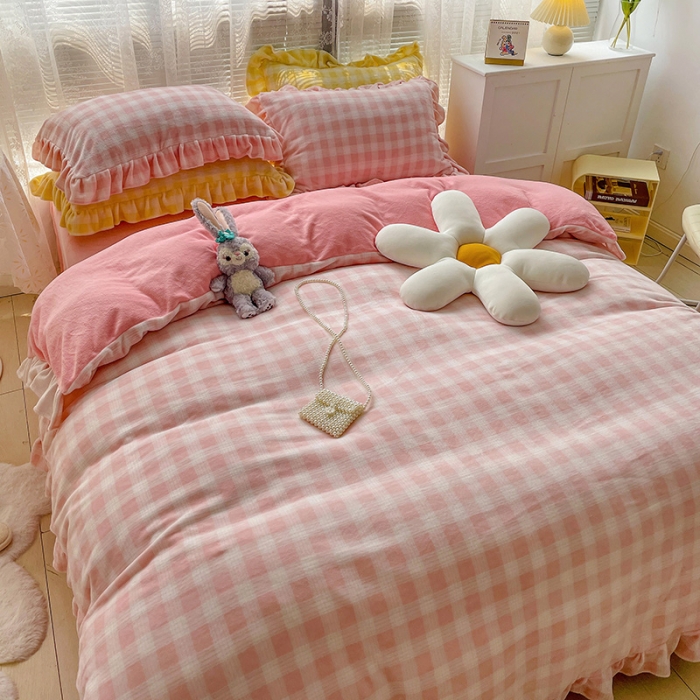 91家纺网 家纺一手货源 找家纺 （总）慕尚 2022新款花边奶油格子牛奶绒四件套