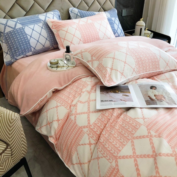 91家纺网 家纺一手货源 找家纺 慕尚 2022新款雕花绒立体牛奶绒轻奢系列四件套 华夫玉