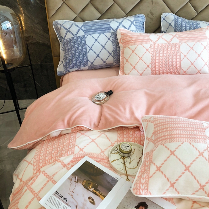 91家纺网 家纺一手货源 找家纺 慕尚 2022新款雕花绒立体牛奶绒轻奢系列四件套 华夫玉