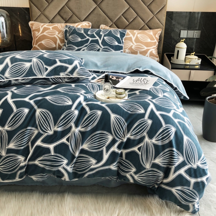 91家纺网 家纺一手货源 找家纺 慕尚 2022新款雕花绒立体牛奶绒轻奢系列四件套 树叶蓝
