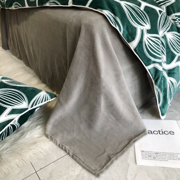 91家纺网 家纺一手货源 找家纺 慕尚 2022新款雕花绒立体牛奶绒轻奢系列四件套 树叶绿