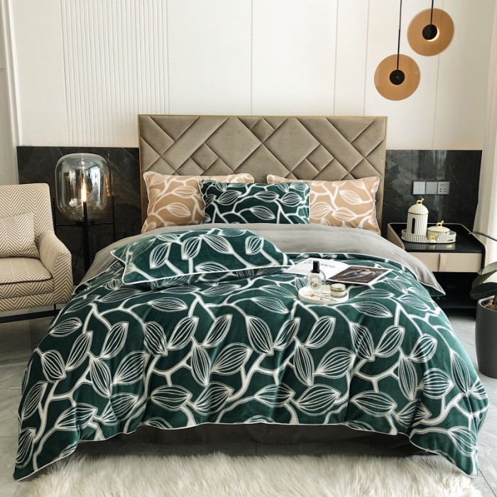 91家纺网 家纺一手货源 找家纺 慕尚 2022新款雕花绒立体牛奶绒轻奢系列四件套 树叶绿