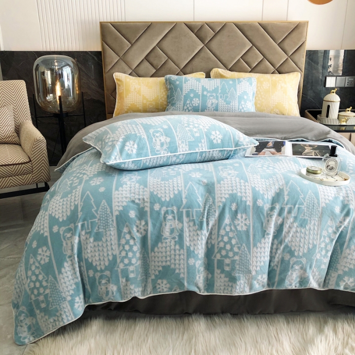 91家纺网 家纺一手货源 找家纺 慕尚 2022新款雕花绒立体牛奶绒轻奢系列四件套 小熊蓝