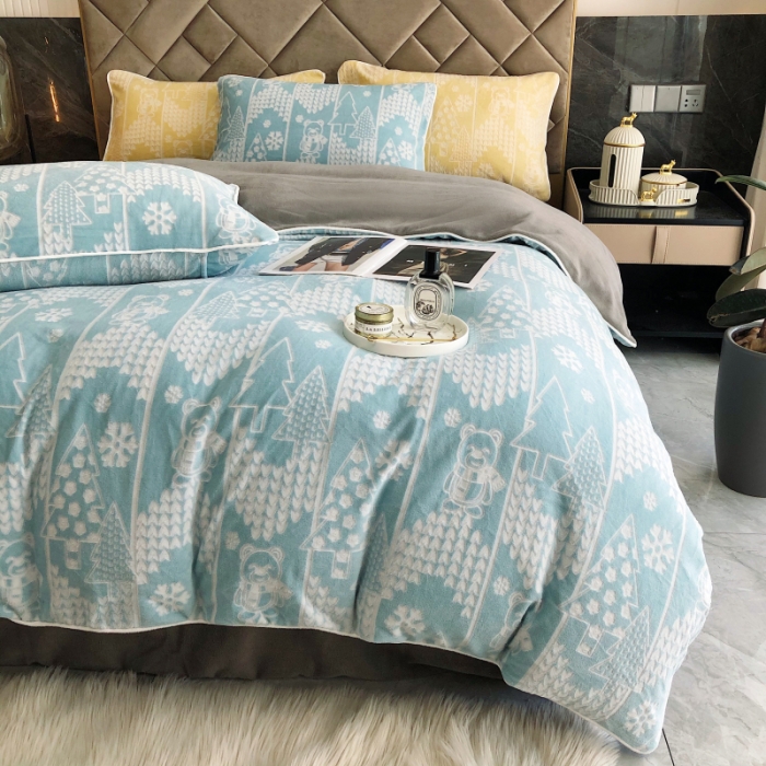 91家纺网 家纺一手货源 找家纺 慕尚 2022新款雕花绒立体牛奶绒轻奢系列四件套 小熊蓝