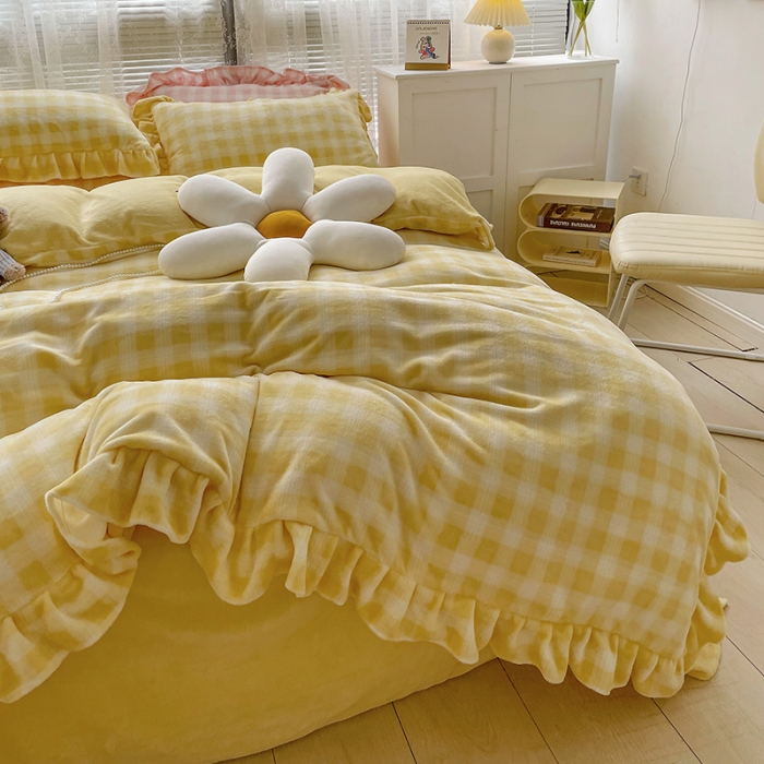 91家纺网 家纺一手货源 找家纺 慕尚2022新款花边奶油格子牛奶绒四件套 花边 奶油格子-黄