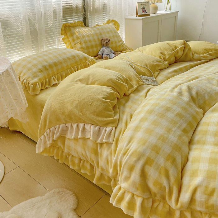 91家纺网 家纺一手货源 找家纺 慕尚2022新款花边奶油格子牛奶绒四件套 花边 奶油格子-黄