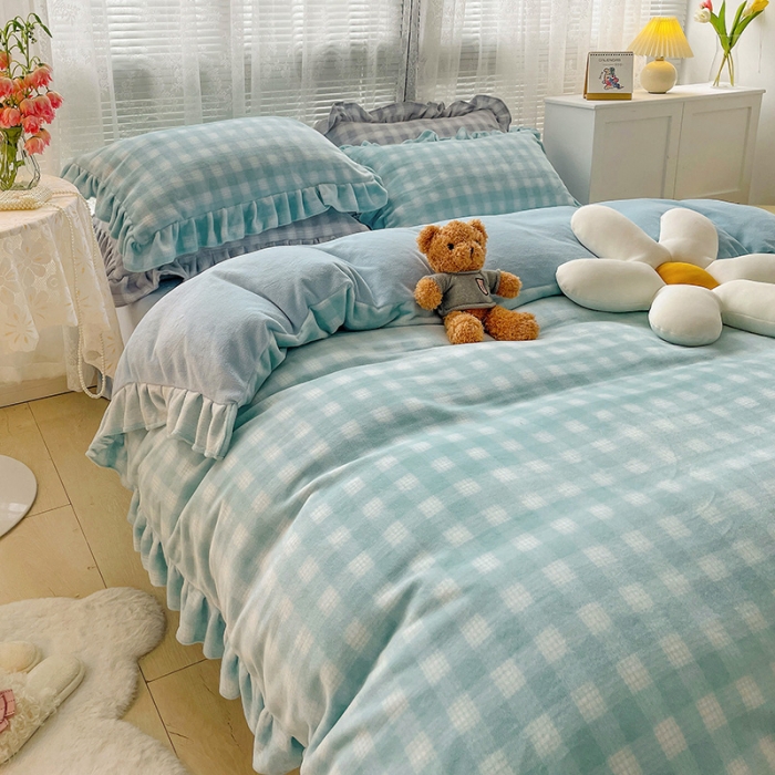 91家纺网 家纺一手货源 找家纺 慕尚2022新款花边奶油格子牛奶绒四件套 花边 奶油格子-蓝