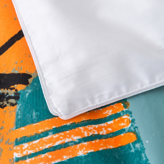 91家纺网 家纺一手货源 找家纺 香夫 新款60S加密贡缎儿童大版花可拆洗纯蚕丝被 汪星人