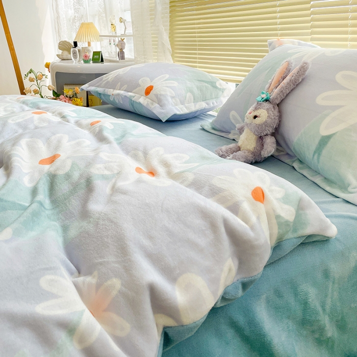 91家纺网 家纺一手货源 找家纺 慕尚 2022新款田园花卉类牛奶绒单被套 畅游花海