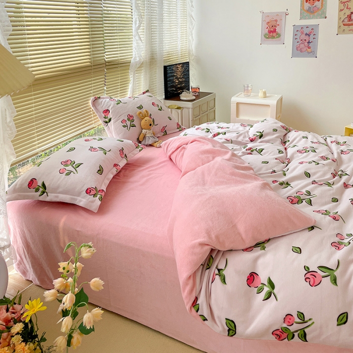 91家纺网 家纺一手货源 找家纺 慕尚 2022新款田园花卉类牛奶绒单被套 花摇