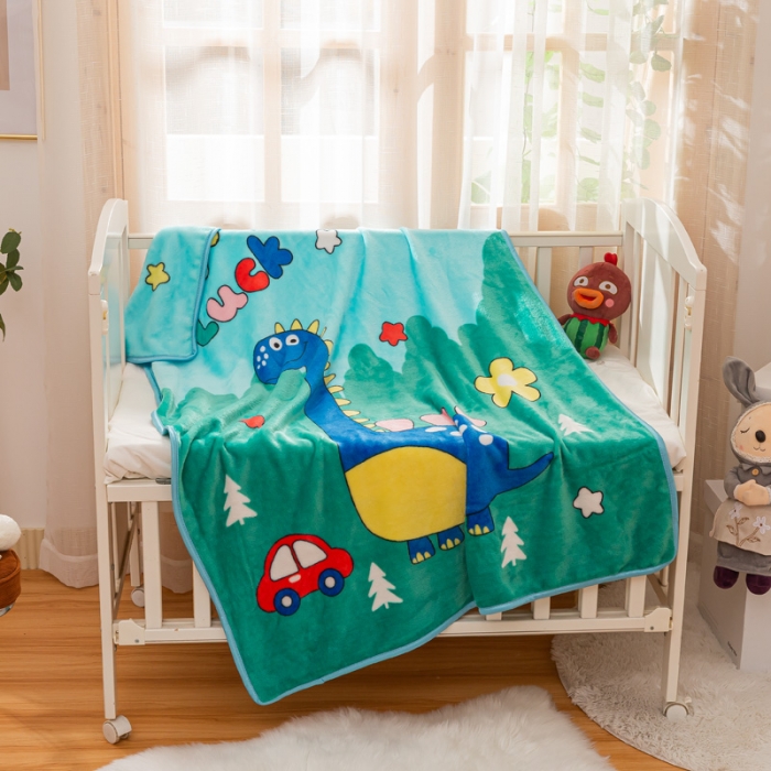 91家纺网 家纺一手货源 找家纺 卡奥家纺 2021新款大版卡通毛毯儿童抱被盖毯 恐龙与汽车