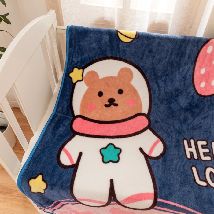 91家纺网 家纺一手货源 找家纺 卡奥家纺 2021新款大版卡通毛毯儿童抱被盖毯 太空熊
