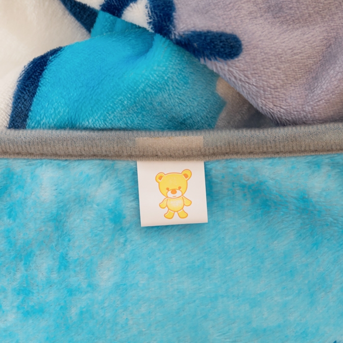 91家纺网 家纺一手货源 找家纺 卡奥家纺 2021新款大版卡通毛毯儿童抱被盖毯 月亮猫