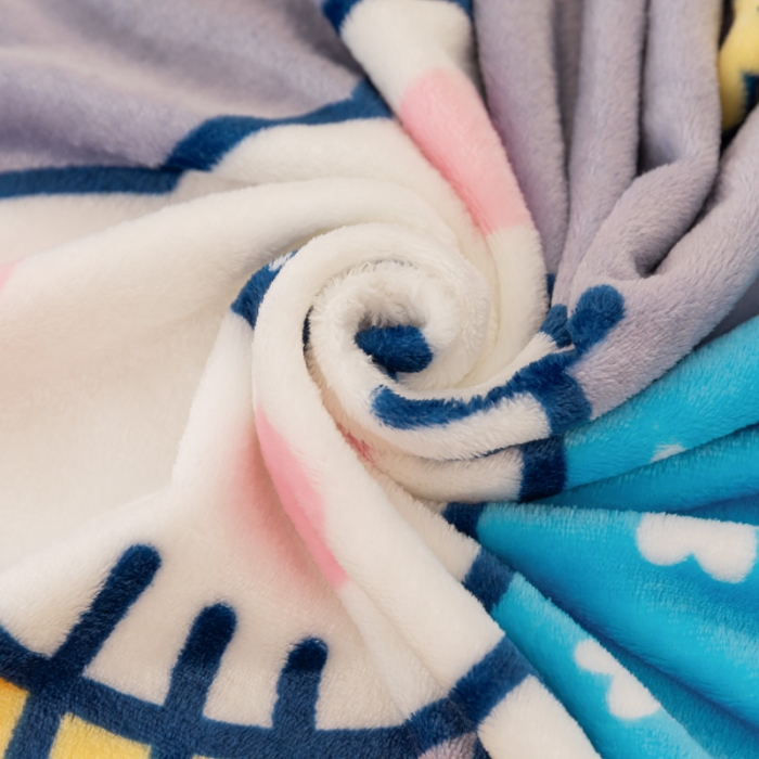 91家纺网 家纺一手货源 找家纺 卡奥家纺 2021新款大版卡通毛毯儿童抱被盖毯 月亮猫