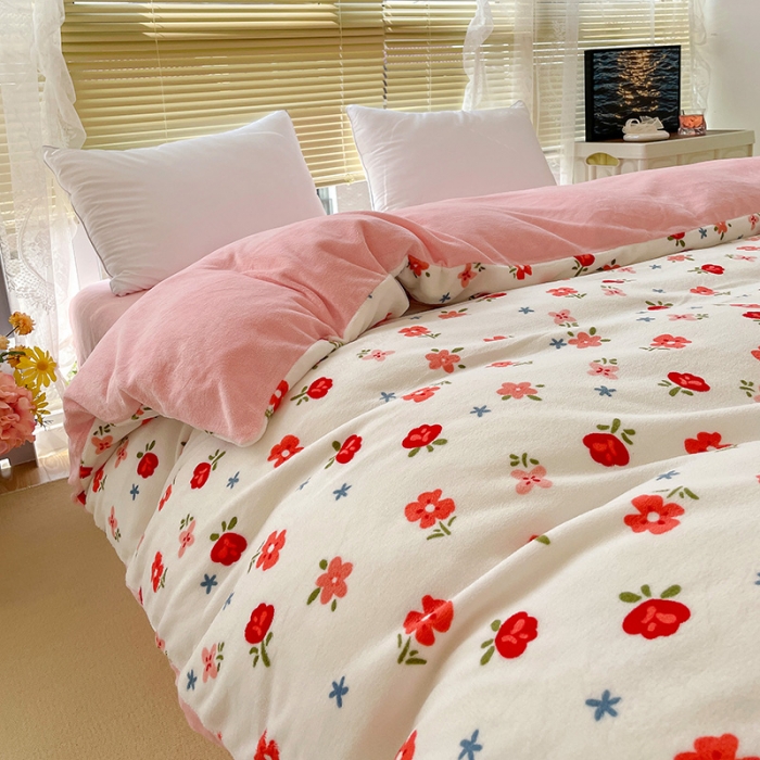 91家纺网 家纺一手货源 找家纺 慕尚 2022新款田园花卉类牛奶绒单被套 浅碎时光