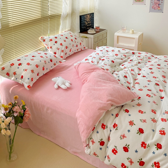 91家纺网 家纺一手货源 找家纺 慕尚 2022新款田园花卉类牛奶绒单被套 浅碎时光