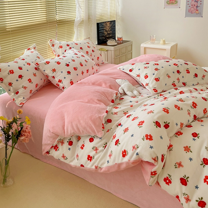 91家纺网 家纺一手货源 找家纺 慕尚 2022新款田园花卉类牛奶绒单被套 浅碎时光