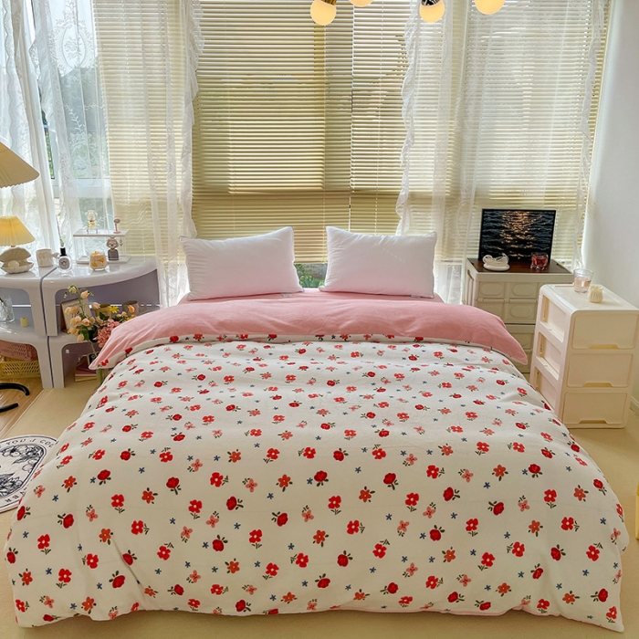 91家纺网 家纺一手货源 找家纺 慕尚 2022新款田园花卉类牛奶绒单被套 浅碎时光