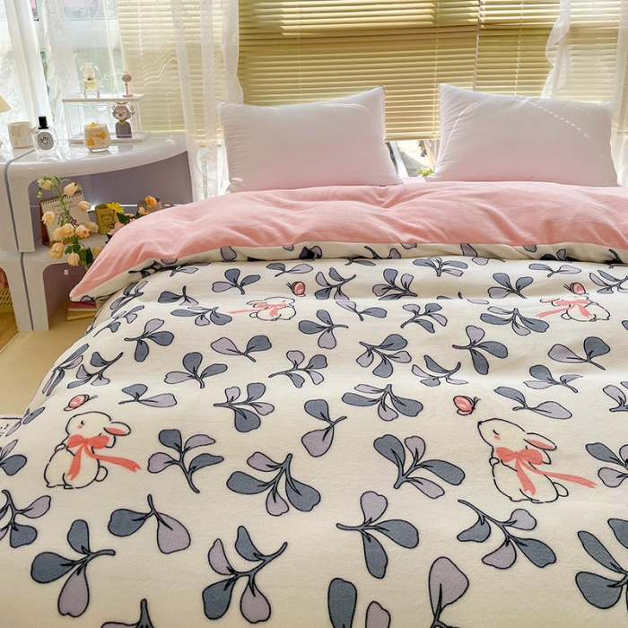 91家纺网 家纺一手货源 找家纺 慕尚 2022新款田园花卉类牛奶绒单被套 小花兔