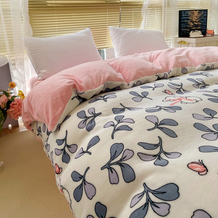 91家纺网 家纺一手货源 找家纺 慕尚 2022新款田园花卉类牛奶绒单被套 小花兔