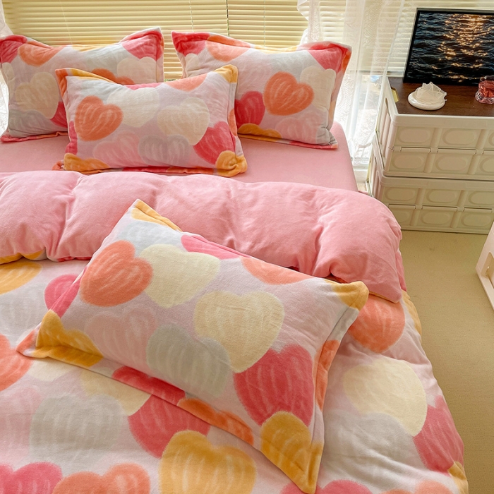 91家纺网 家纺一手货源 找家纺 慕尚 2022新款田园花卉类牛奶绒单被套 小桃桃