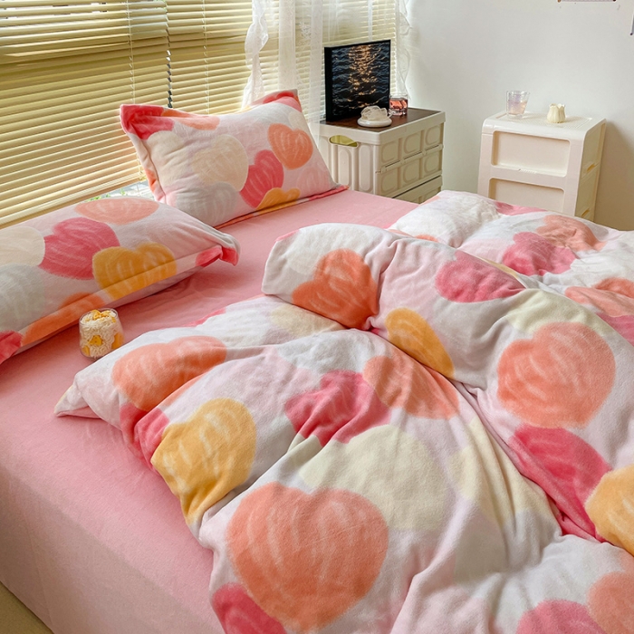 91家纺网 家纺一手货源 找家纺 慕尚 2022新款田园花卉类牛奶绒单被套 小桃桃