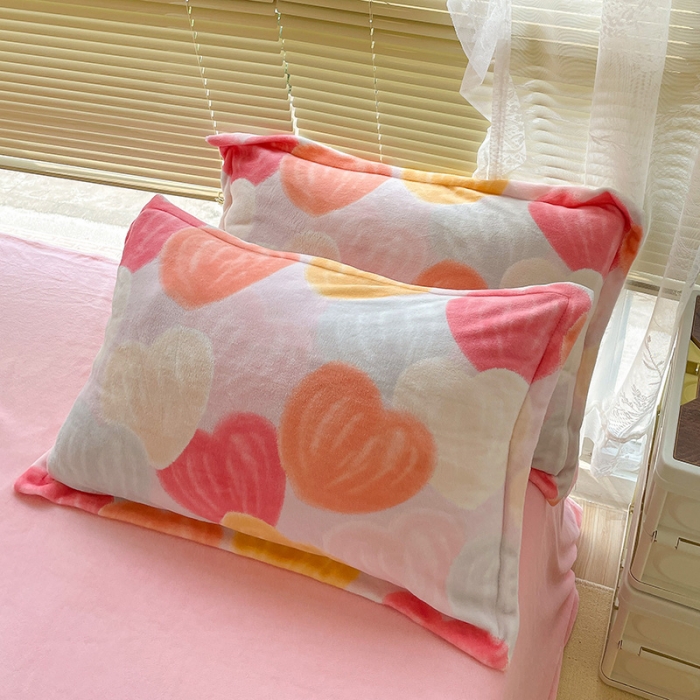 91家纺网 家纺一手货源 找家纺 慕尚2022新款田园花卉类牛奶绒四件套 小桃桃