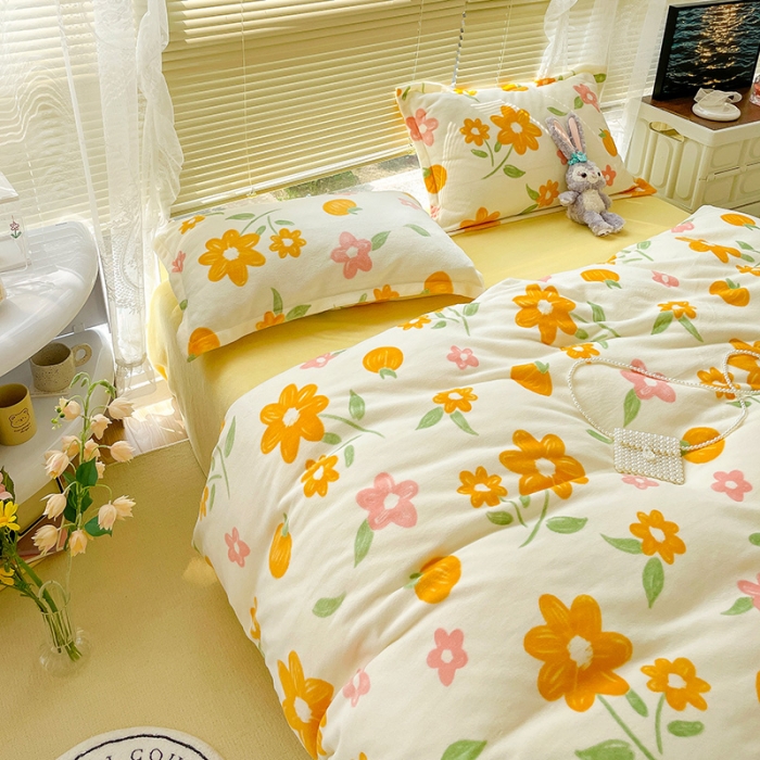 91家纺网 家纺一手货源 找家纺 慕尚2022新款田园花卉类牛奶绒四件套 夏果