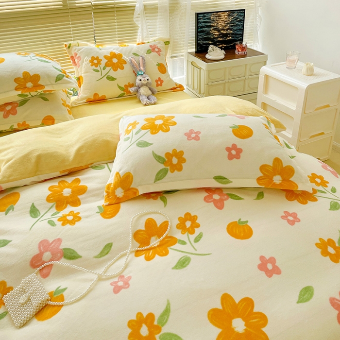 91家纺网 家纺一手货源 找家纺 慕尚2022新款田园花卉类牛奶绒四件套 夏果