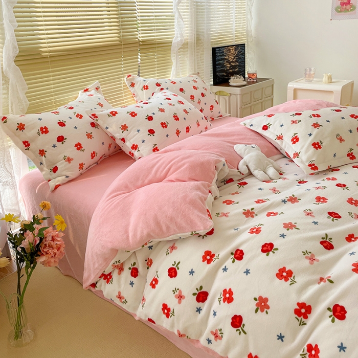 91家纺网 家纺一手货源 找家纺 慕尚2022新款田园花卉类牛奶绒四件套 浅碎时光