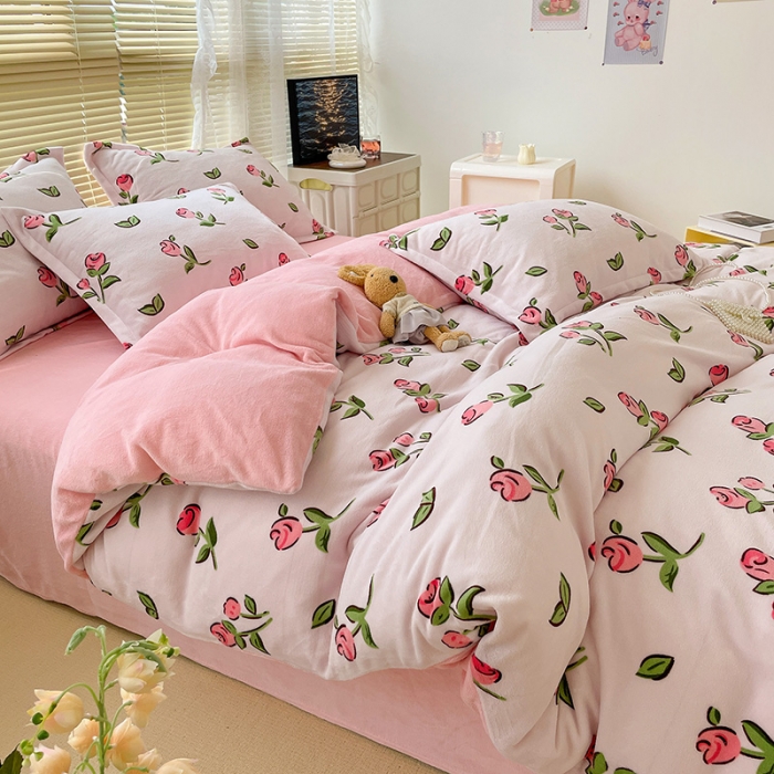 91家纺网 家纺一手货源 找家纺 慕尚2022新款田园花卉类牛奶绒四件套 花摇