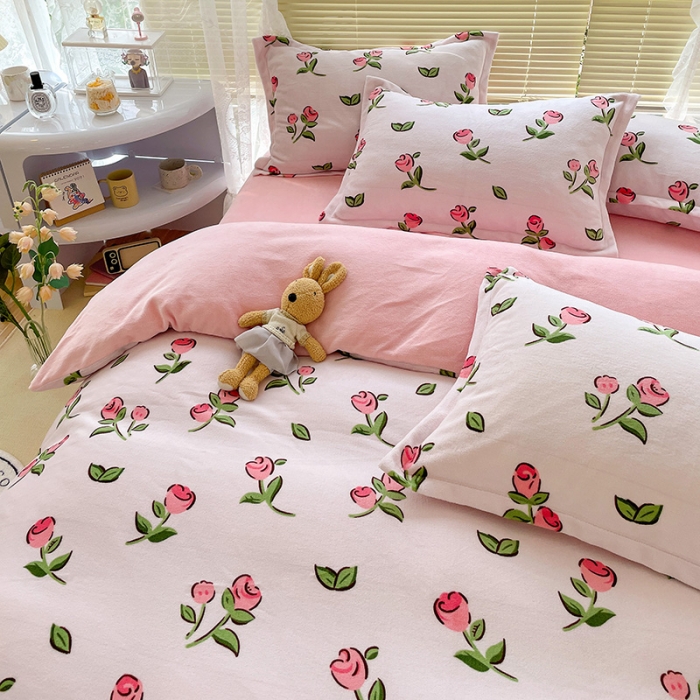 91家纺网 家纺一手货源 找家纺 慕尚2022新款田园花卉类牛奶绒四件套 花摇